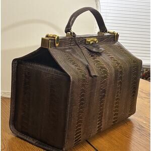Vintage Luc Benoit Shiny Brown SnakeSkin Top Handle Framed Doctor’s Bag